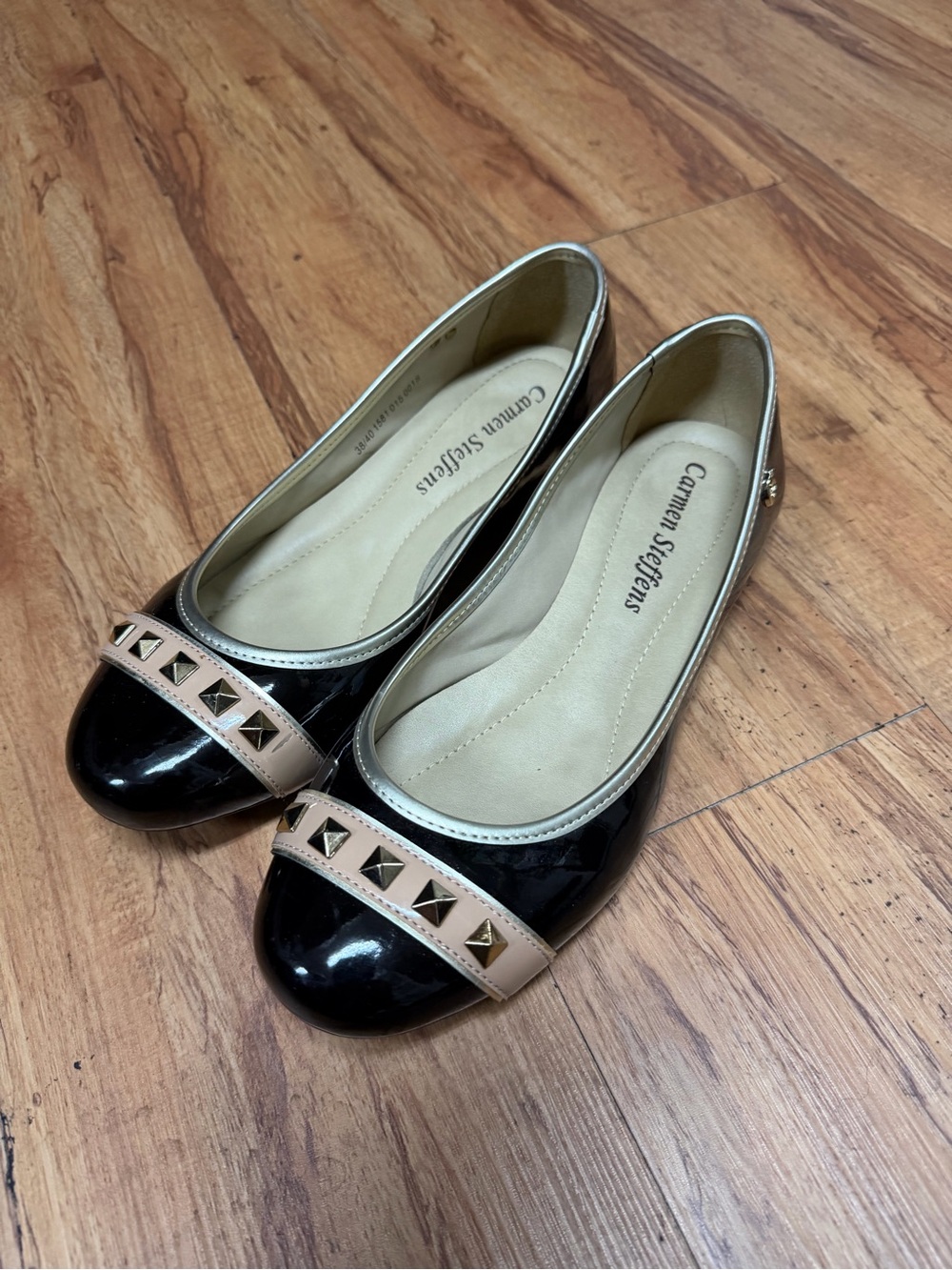 Carmen Steffens Black Patent Ballet Flats with Tan Studded Trim